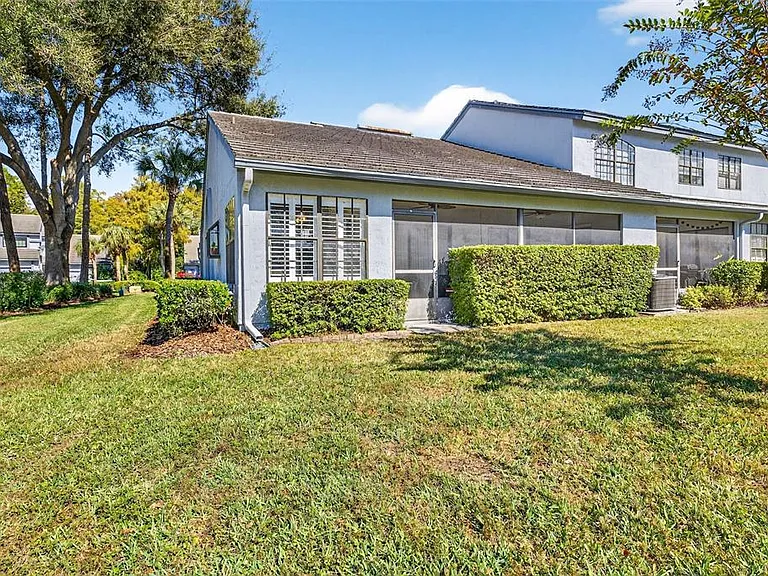 4180 Brentwood Park Cir — Photo 36