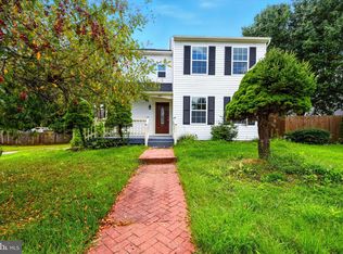 1061 Berkley Dr, Sykesville, MD 21784