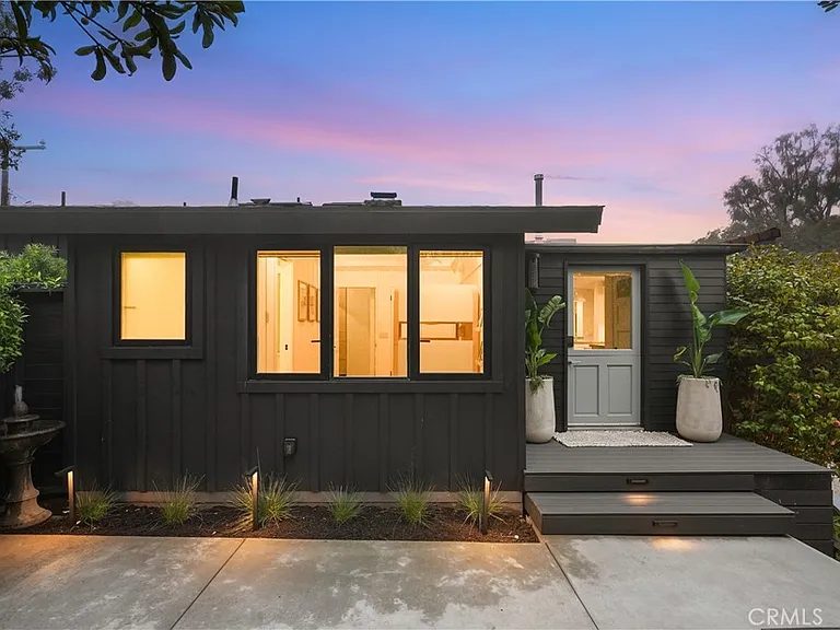 592 Bluebird Canyon Dr — Photo 51