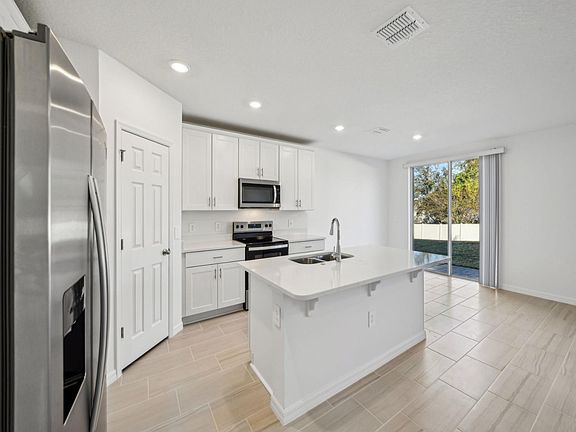 The Bluebell floorplan at 2315 White Tail Street.