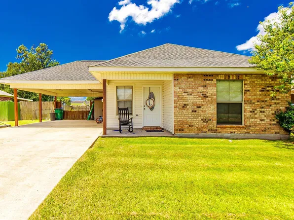 2464 Pineridge St, Thibodaux, LA 70301