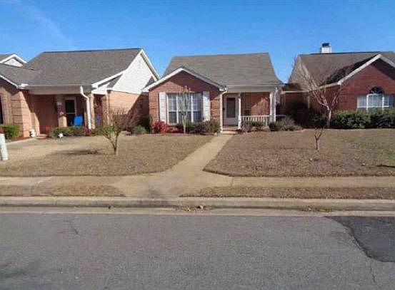 1st image of 110 Williamstown Dr