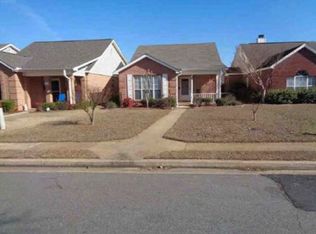 110 Williamstown Dr, Warner Robins, GA 31093