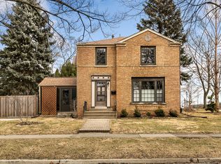 317 9th Ave, La Grange, IL 60525