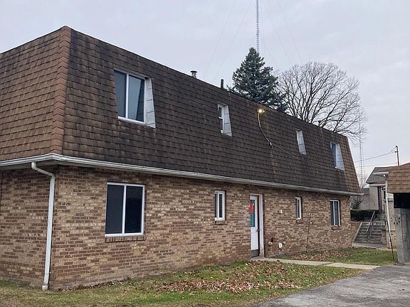 2nd image of 4453 South Ave Unit 3