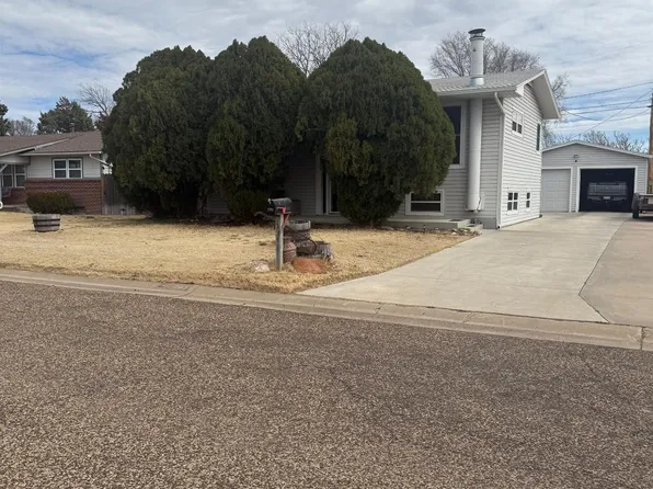 1203 Western Dr, Liberal, KS 67901