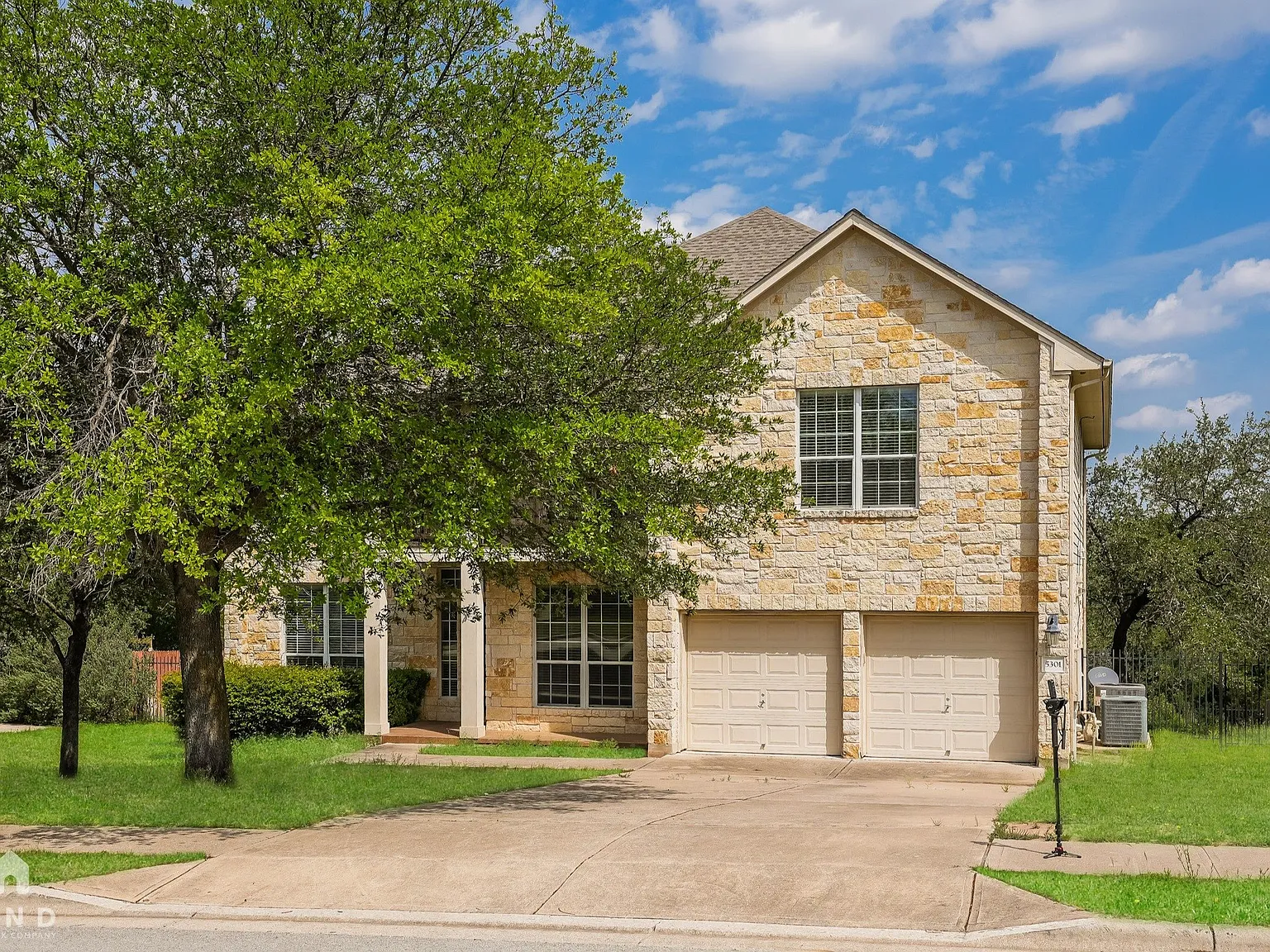 5 bed, 3.0 bath, 3454 sqft, $3,395 — Photo 2