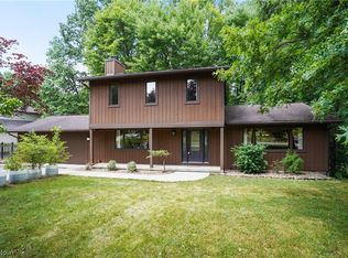 394 Silver Ridge Dr, Akron, OH 44321