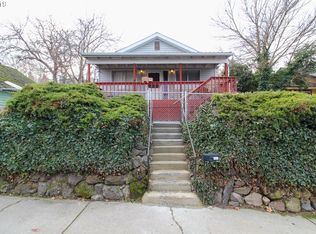 108 W 12th St, The Dalles, OR