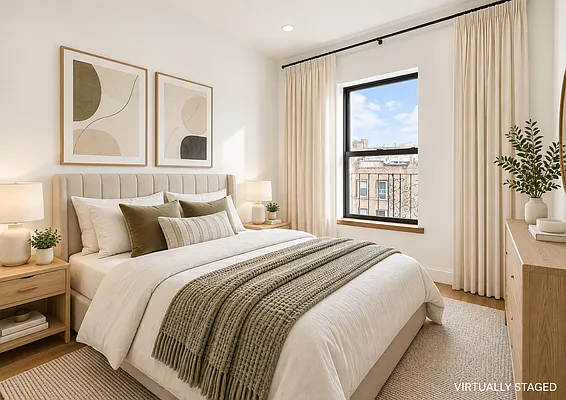 Bedroom, photo 2