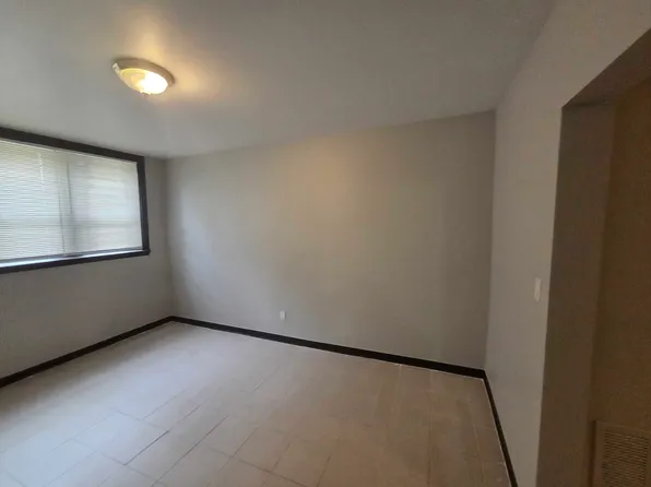 6714 S Prairie Ave, 6714 S Prairie Ave #G, Chicago, IL 60637