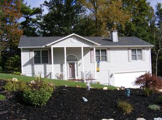 85 Forest Lake Dr, Asheville, NC 28803
