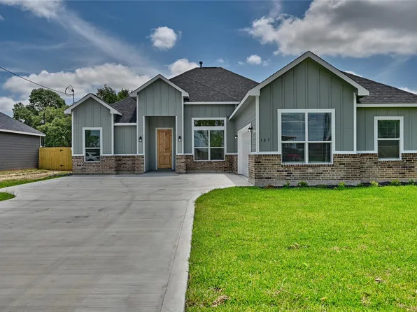 185 Oak Cluster Dr, Columbus, TX 78934