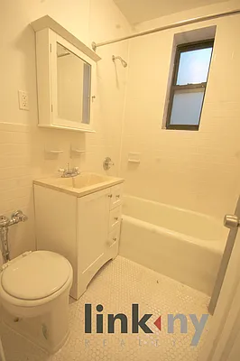Rented by Link NY Realty | media 19