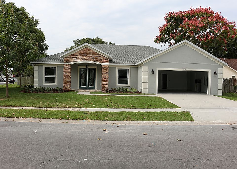 1st image of 11706 Lynmoor Dr