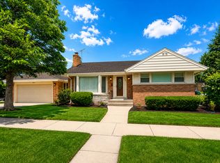 1325 S Fairview Ave, Park Ridge, IL 60068
