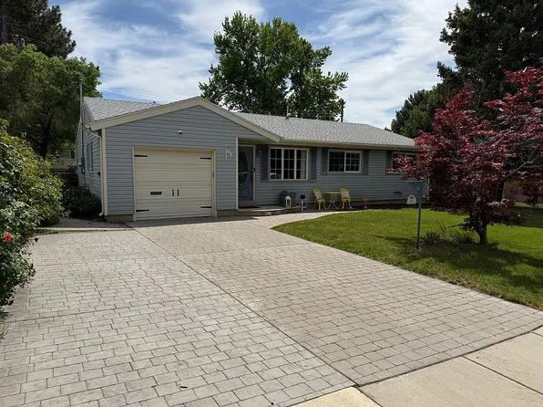 961 1st St, Ogden, UT 84404