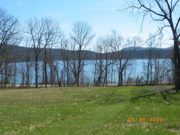 300 Between The Lakes Rd, Salisbury, CT 06068