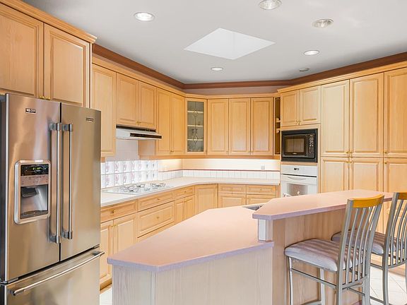 5th image of 58 Tsawwassen Beach Rd