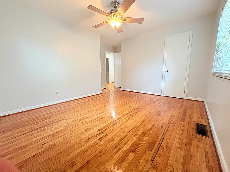 1504 Sunset Ln — Photo 24
