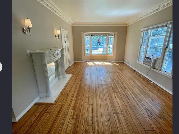 4th image of 126 N Orange Grove Blvd #126