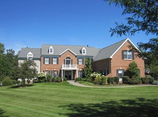 8 Middlesworth Farm Rd, Long Valley, NJ 07853