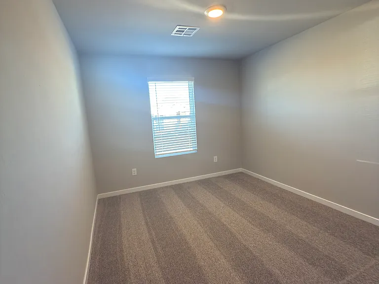 2924 Firefly Dr — Photo 13