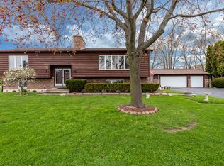 12400 W Pine Ct, Beach Park, IL 60099