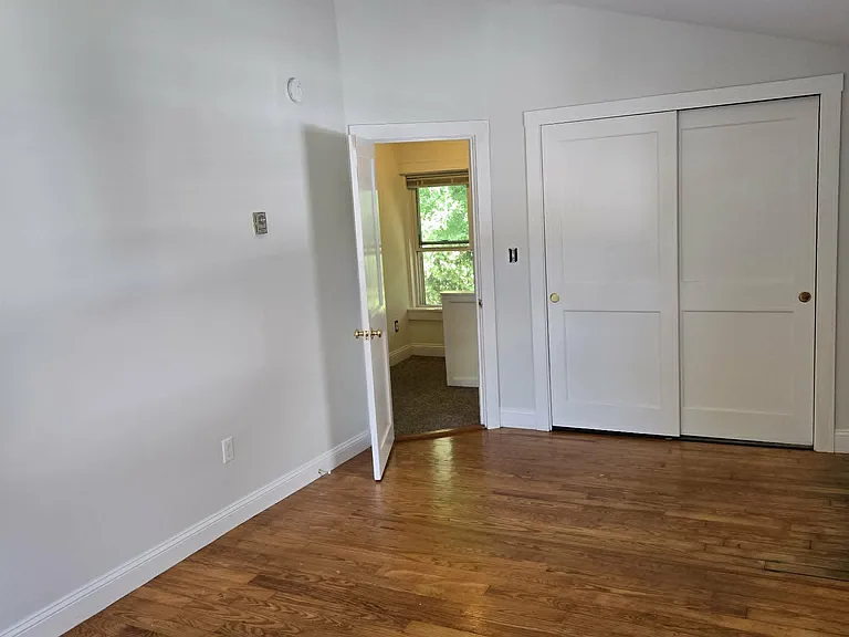 5.5 McLellan St — Photo 9