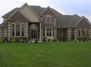 8019 Country Brook Ct, Springboro, OH 45066