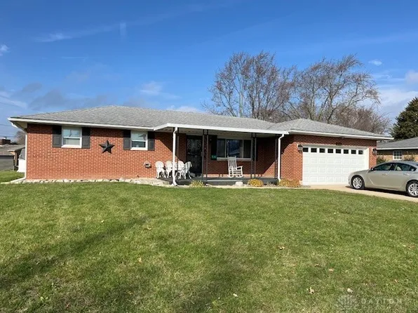 216 Eaton Ave, Eaton, OH 45320