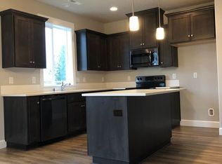 1813 NW 18th St, Battle Ground, WA 98604