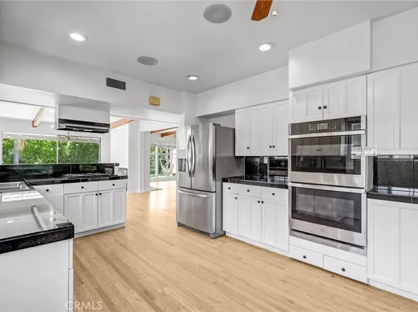 6106 Wilkinson Ave, North Hollywood, CA 91606