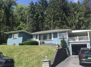 428 Meadow Lark Ave, Altoona, PA 16602