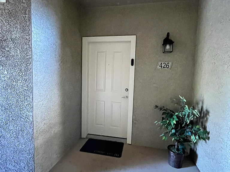 22681 Oakgrove #426 — Photo 1