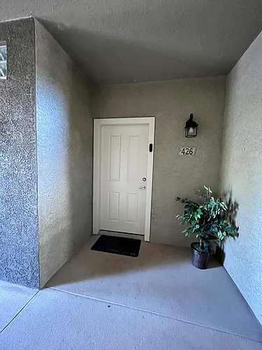 22681 Oakgrove #426 Photo 1