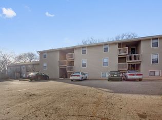 6117-6129 Barton St #2B, Shawnee, KS 66203