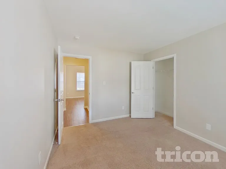 2856 Oasis Ln — Photo 11