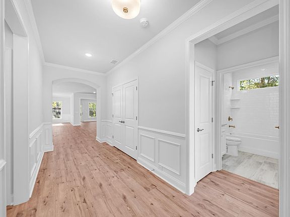 The inviting foyer space is perfect for welcoming guests into your new Summerwood home.