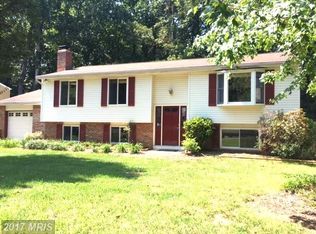 9122 Fox Lair Dr, Burke, VA 22015