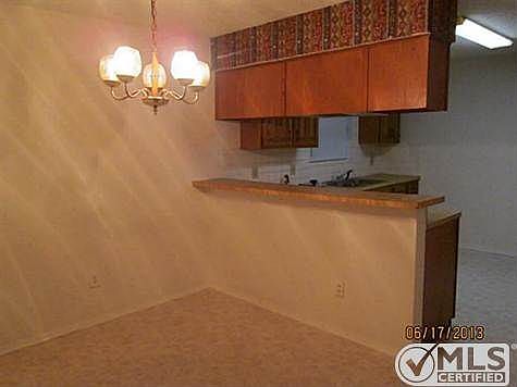 3rd image of 3905 Raywood Dr