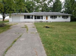 506 W Wright St, Virden, IL 62690