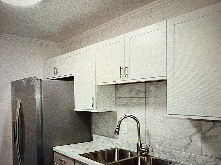 9301 Oakshire Cir — Photo 7