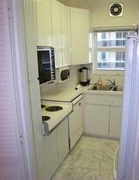 4th image of 4747 Collins Ave APT 1507