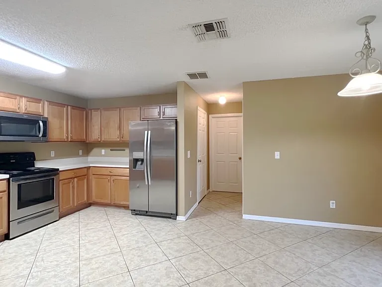 831 Horseshoe Falls Dr — Photo 14