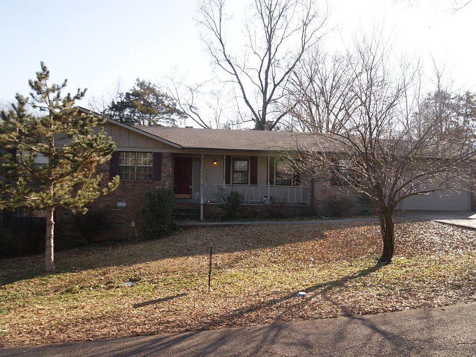 1st image of 2900 N Erie Ave
