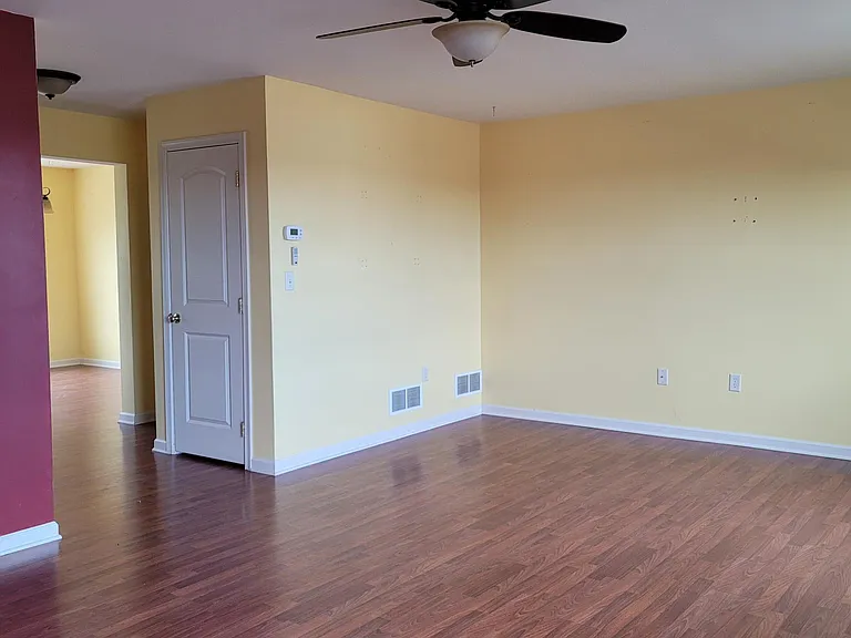 192 Old Schoolhouse Ln — Photo 37
