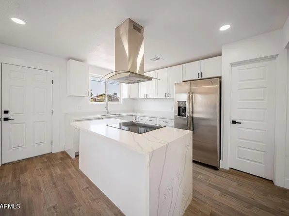 5455 W FLOWER Street, Phoenix, AZ 85031