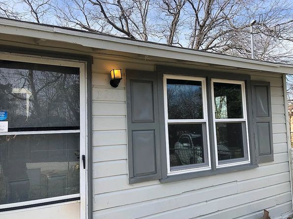 2243 Lazy Riv