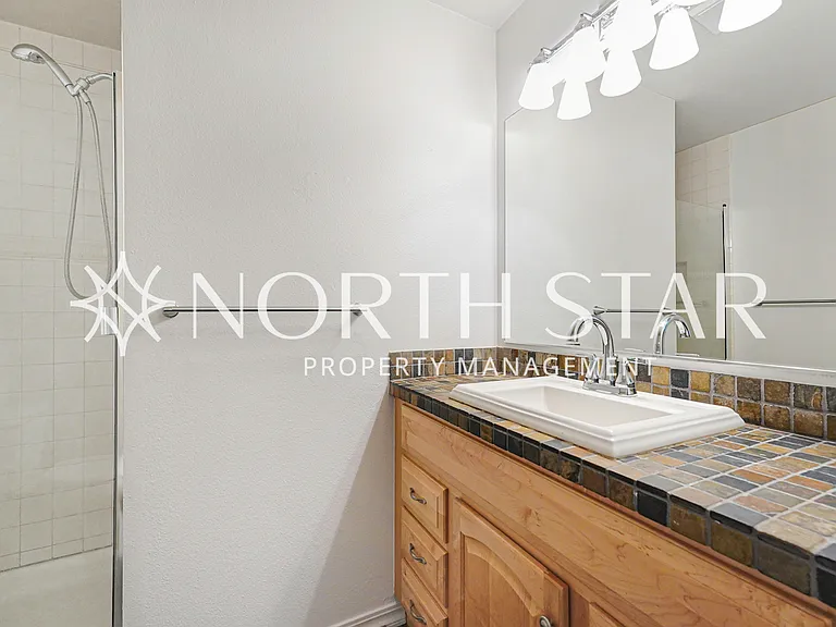 6269 SW Southwood Dr — Photo 28